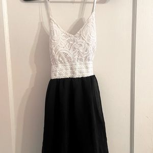 NWT Black & White dress